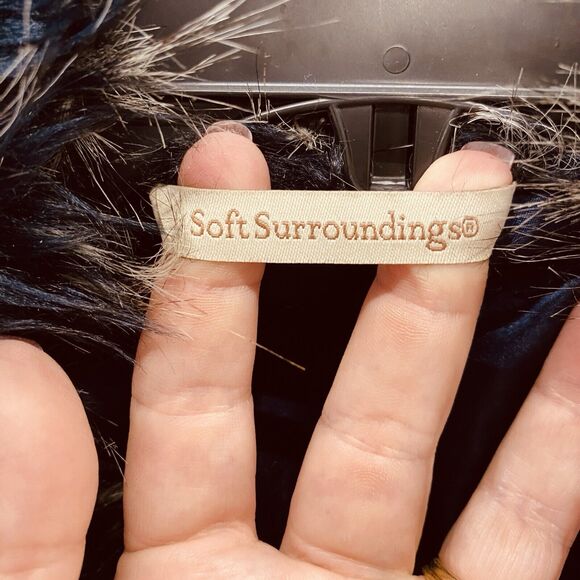 Soft Surroundings Faux Fur Vest Size Small Puffer Full Zip Warm S - Picture 5 of 12